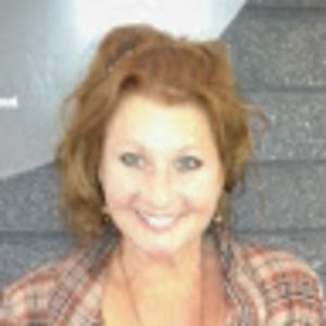 Meet your Posher, Stacie